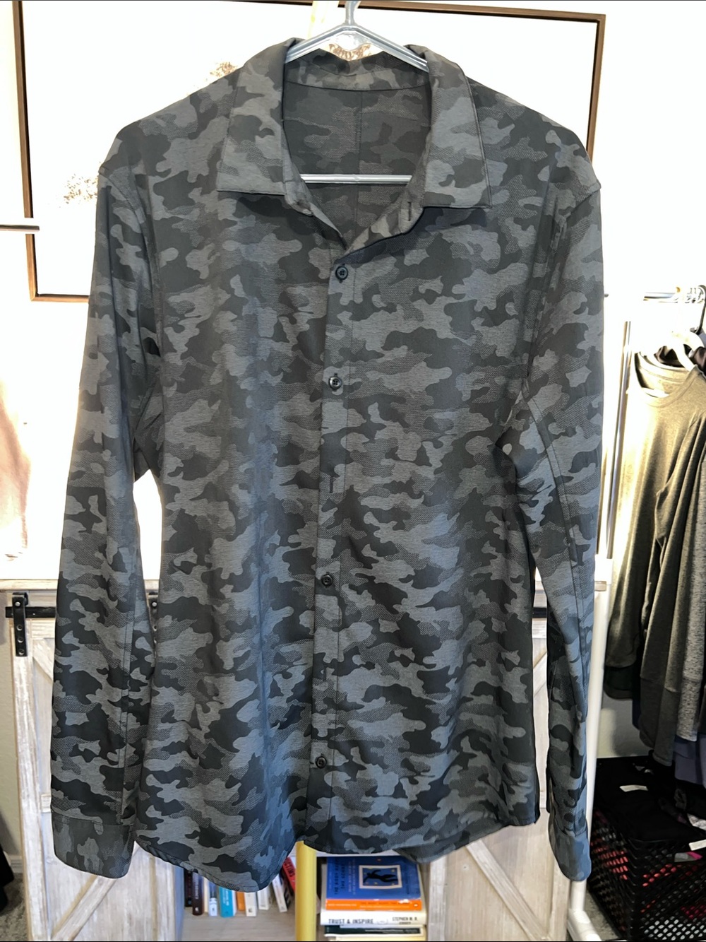 Men's Gray Camo Button-Up Shirt